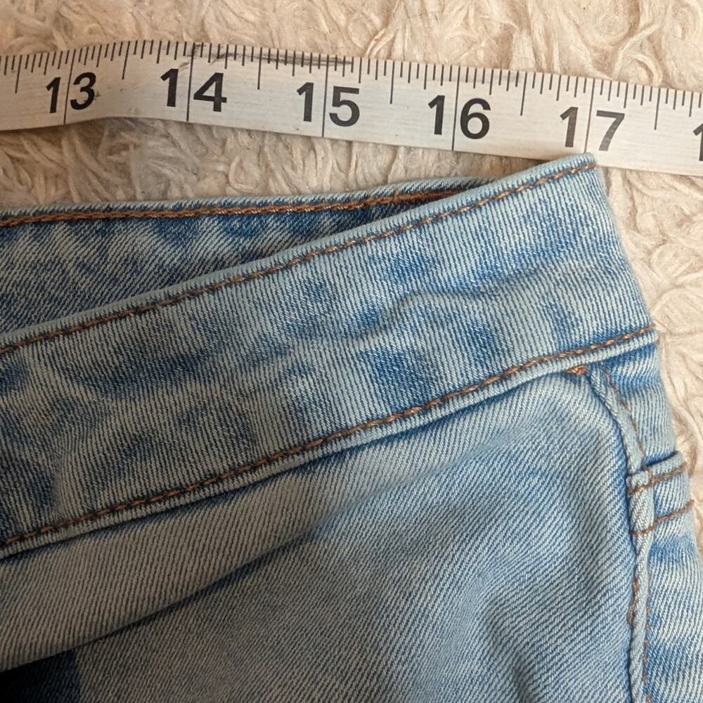 Frye Light Wash Straight Leg Jeans Since 1863 Size 12 - Picture 4 of 8